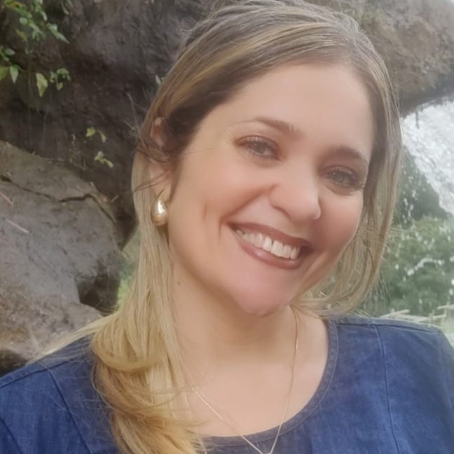 Fernanda LEne Amaral Santos