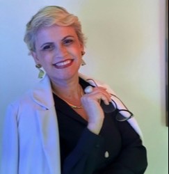 Dra Luciana Martins