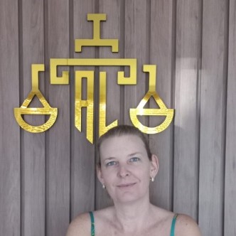 Dra Ana Claudia Nascimento - OAB/SP 352.548