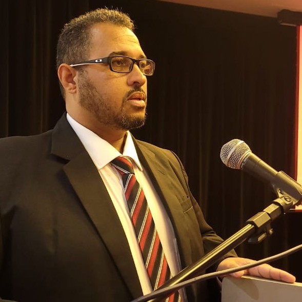 Dr. André Luiz Lopes Oliveira